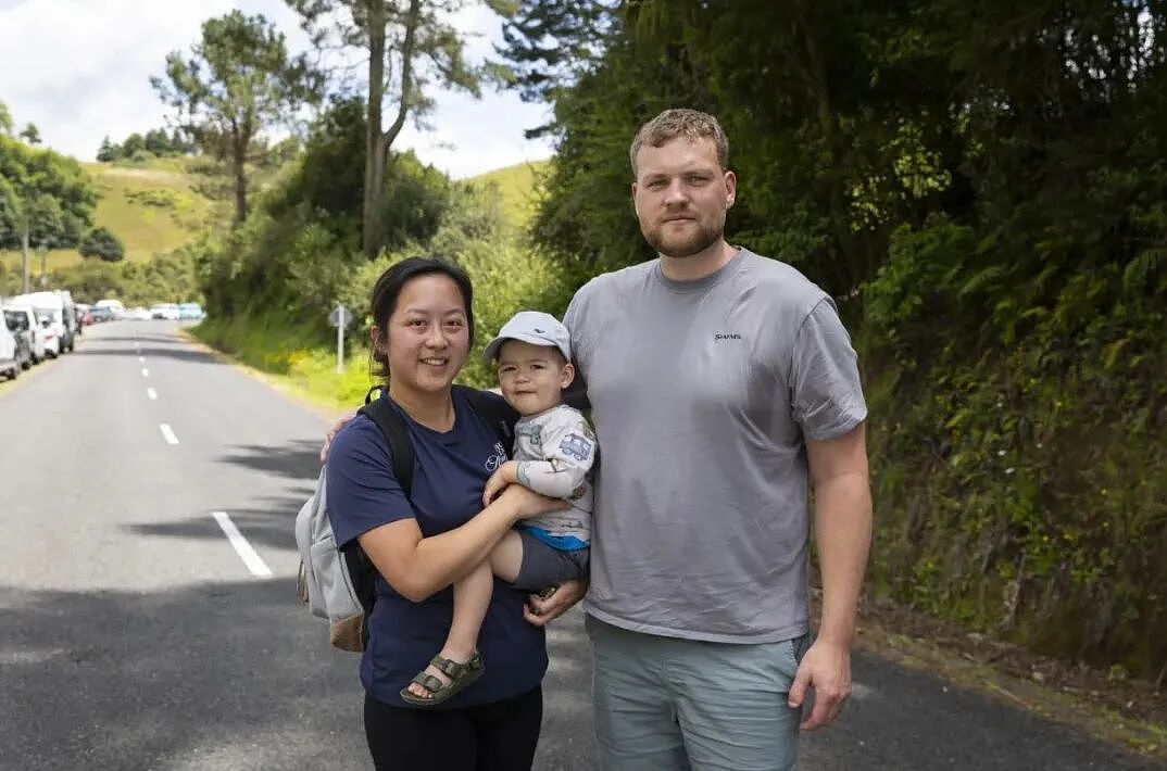小红书新西兰热门景点崩了，旱厕溢出屎尿！瓶装水基地就在旁边（组图） - 26