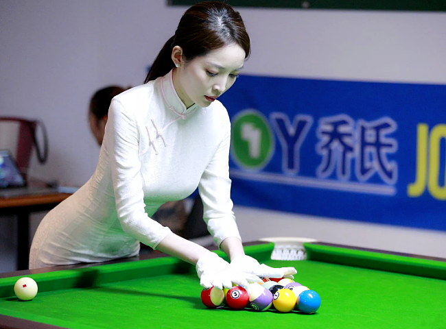 【美女】比潘晓婷更顶的“九球天后”,这身材无敌了...(组图) - 9