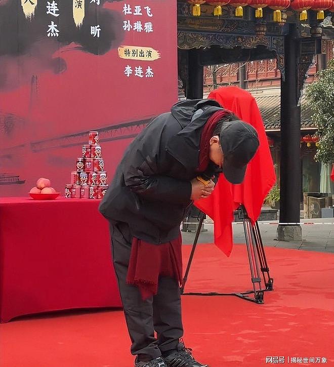 换心风波仅1个月,李连杰近况曝出,拍视频说英文,小心思藏不住(组图) - 26