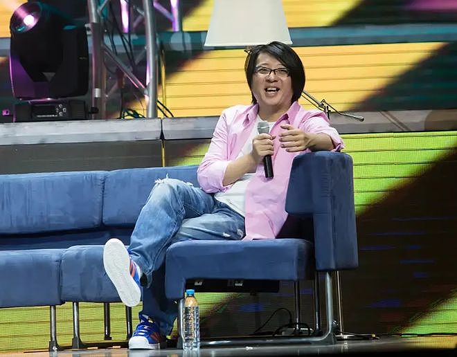 袁惟仁的婚姻：离婚时留给前妻百万巨债，瘫痪后一双儿女拒绝照顾（组图） - 5