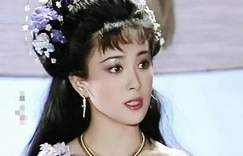 最美“妲己”近况曝光！离了两次婚，儿子去世，一个人孤苦伶仃（组图） - 1