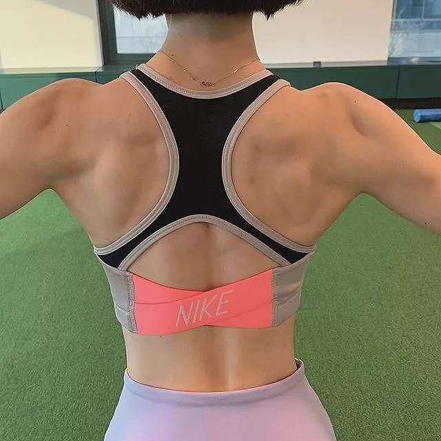 【美女】这是谁女朋友？有人来认领吗？（组图） - 4