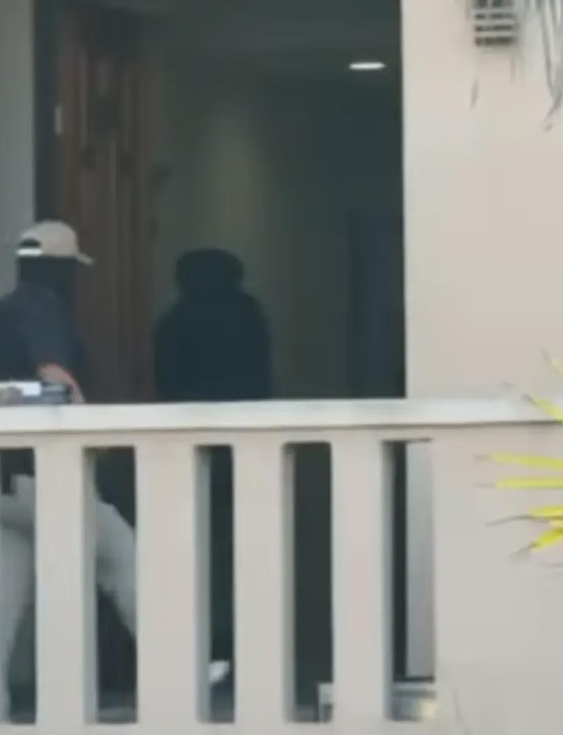凌晨突袭!ICE出动数十人横扫华人家庭旅馆,多名华人被带走、去向不明(组图) - 6