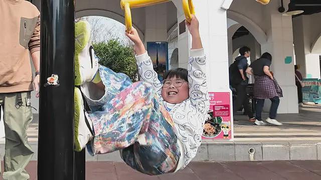 “这是我屋企的语言”:移民澳洲后,9岁香港小朋友拍片教广东话(视频/组图) - 2