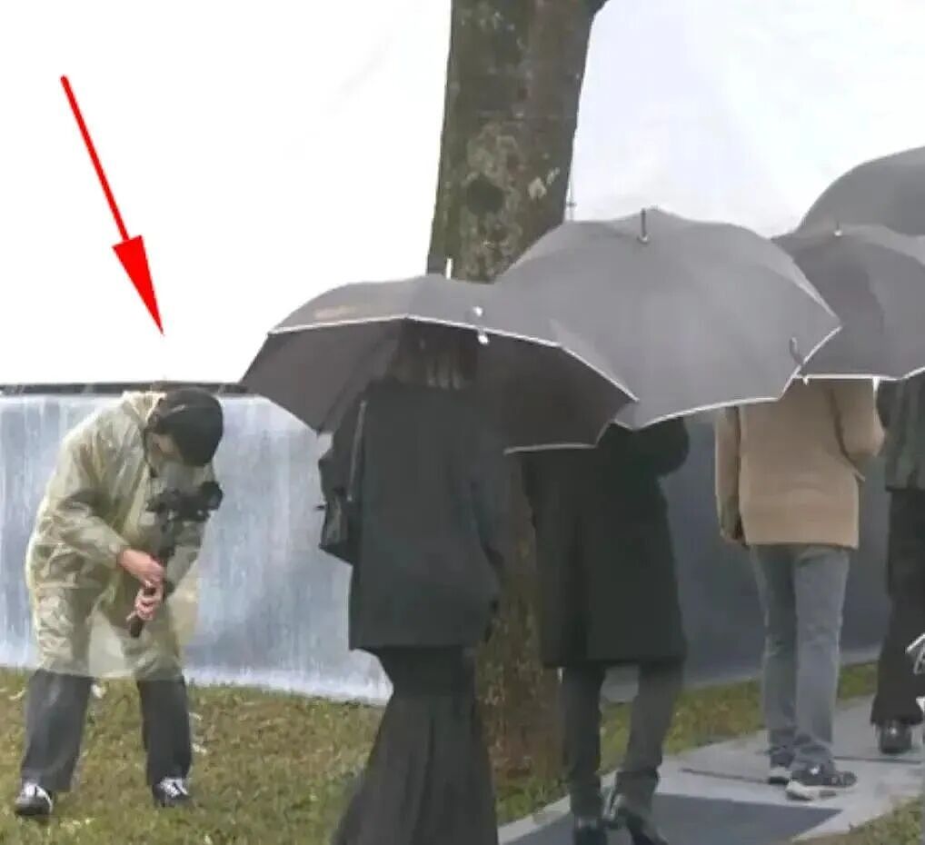 大S一周年忌日，具俊晔墓地综艺引爆争议：他的“深情”人设把全网都骗了（组图） - 6