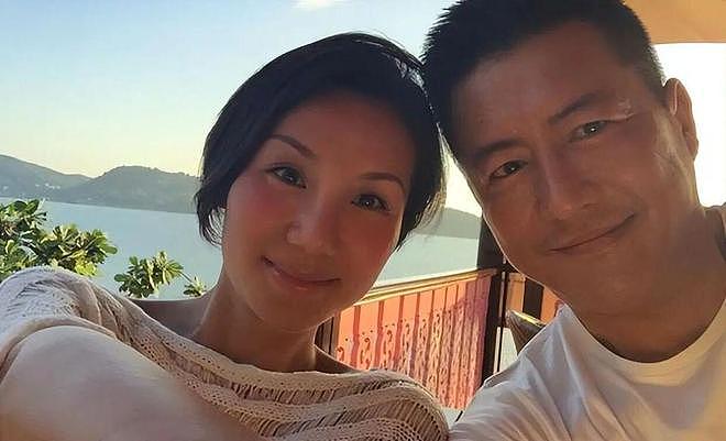 他一婚娶演员江珊，二婚娶小16岁富婆，如今61岁活成人生赢家（组图） - 5