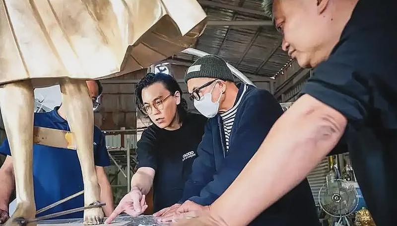 具俊晔回应自己设计的大S雕像为何不像她本人(组图) - 3