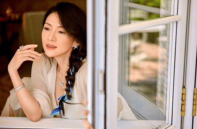 章子怡与师弟吃火锅,医美后遗症出来了...(组图) - 6
