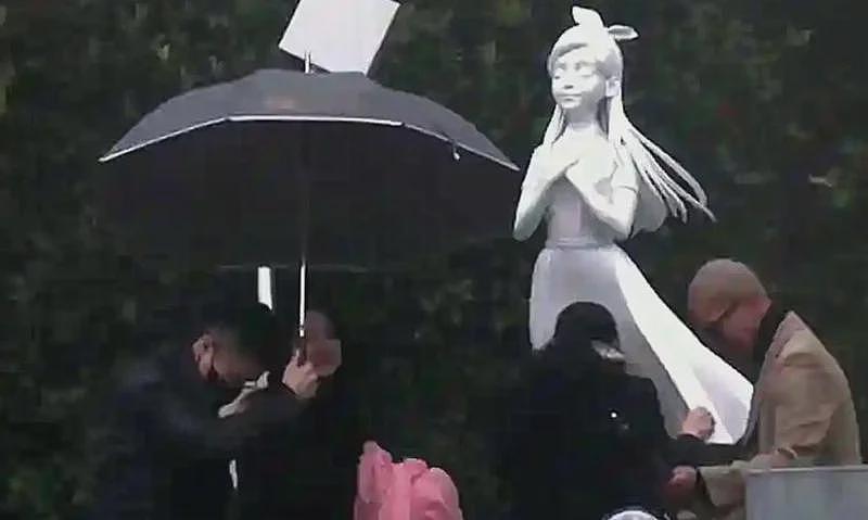 具俊晔回应自己设计的大S雕像为何不像她本人(组图) - 4