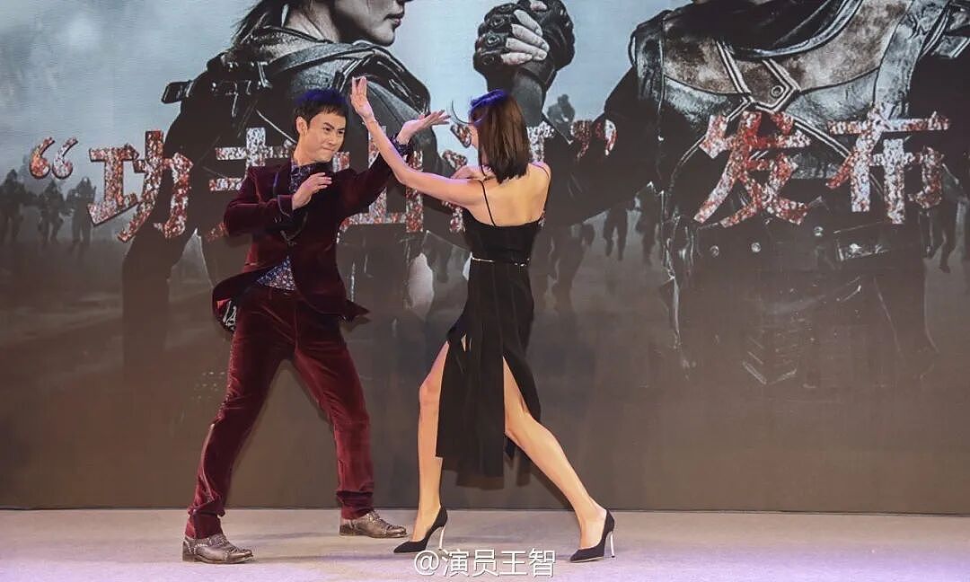 【美女】暴打吴京，迷住沈腾，“国民初恋”脸却凭泳衣镜头直接封神，网友：又纯又飒，太爱了！（组图） - 7