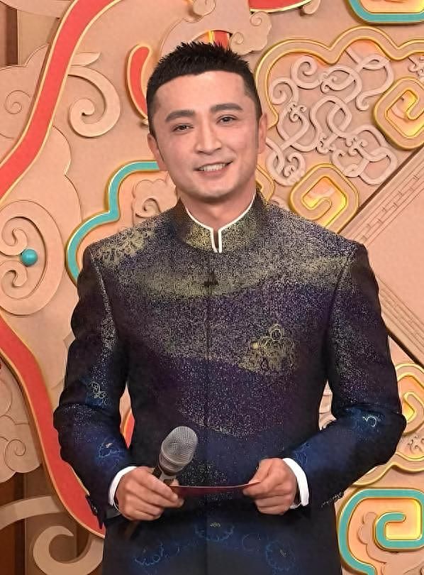 春晚主持人官宣第一天， 尼格买提被骂冤不冤？（组图） - 1