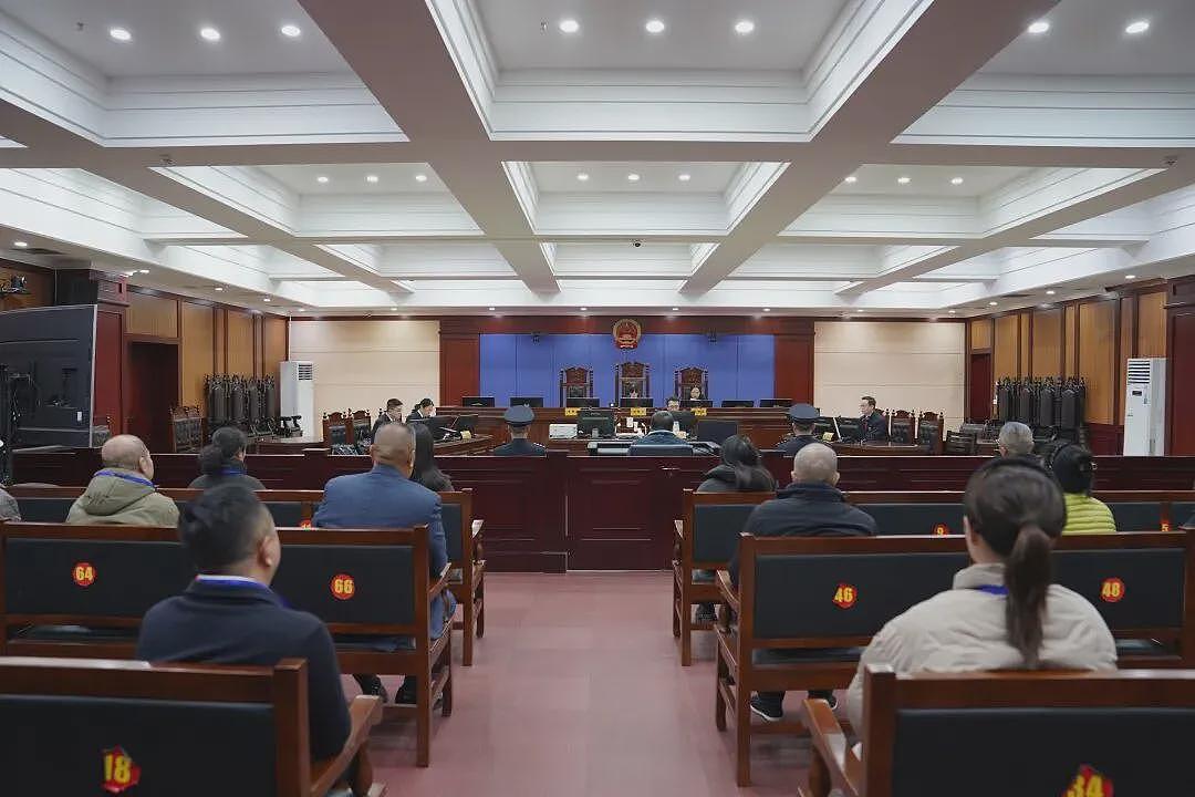 受贿1.5亿!原贵阳医学院副院长王小林被判死缓(图) - 2