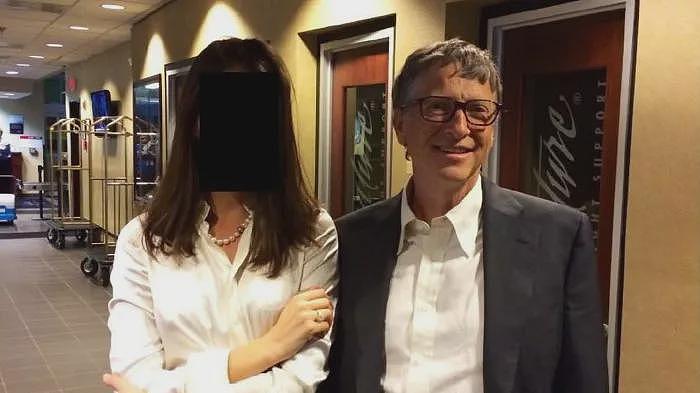盖茨俄罗斯情妇曝光！曾因她染上性病？美女沦落到破产！爱泼斯坦嘲笑首富太抠门（组图） - 11