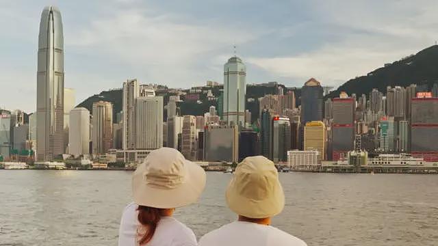 中国小伙上网看A片，惊觉“主角”竟是自己和女友！性爱视频疯传，不戴帽不敢出门（组图） - 3