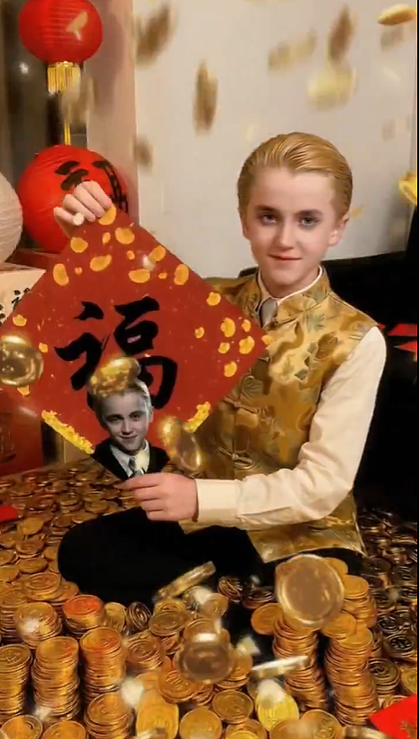 《哈利·波特》马尔福成马年最红吉祥物！演员本人回应…（组图） - 10