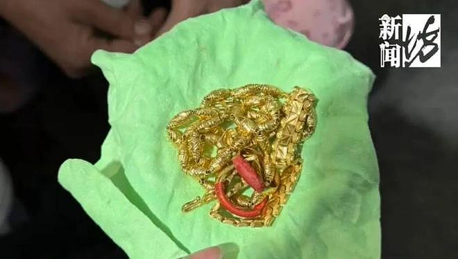 上海女子把价值10多万黄金当垃圾扔了,半个月后才发现(组图) - 2