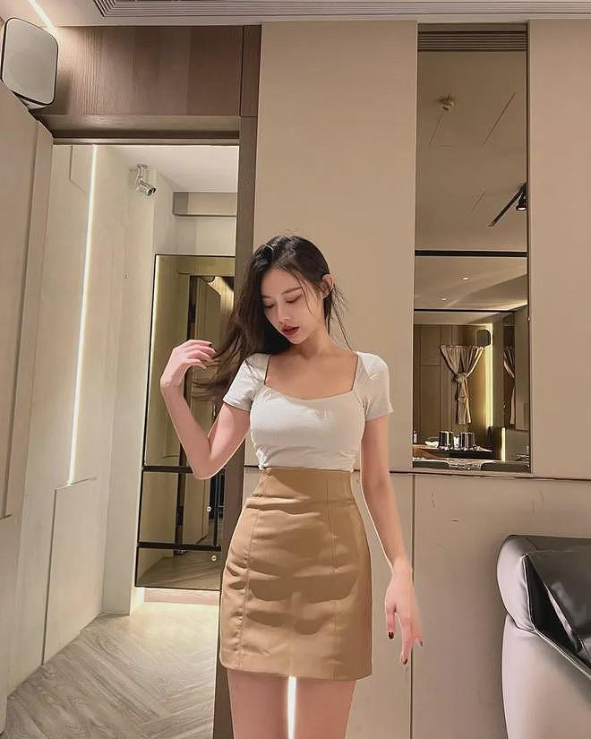 【美女】美女模特，身材性感，曲线优美，肤白水嫩十分诱人，这谁顶得住啊（组图） - 21