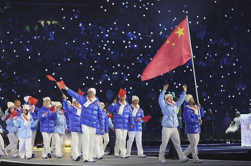 实拍米兰冬奥会开幕式，中国代表团亮相（组图） - 34