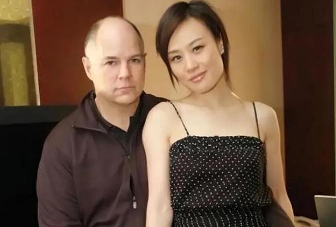 邬君梅外籍老公病逝,结婚30年没孩子,独自在美庆60岁生日(组图) - 4