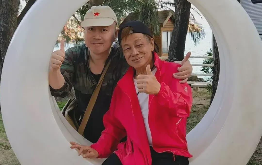 梁小龙去世后，妻子与经纪人争夺其数百万粉丝账号（组图） - 2