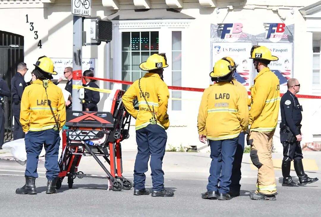 现场视频曝光！92岁老太驾车冲入华超致3死6伤，死伤者包括多名华人（视频/组图） - 6