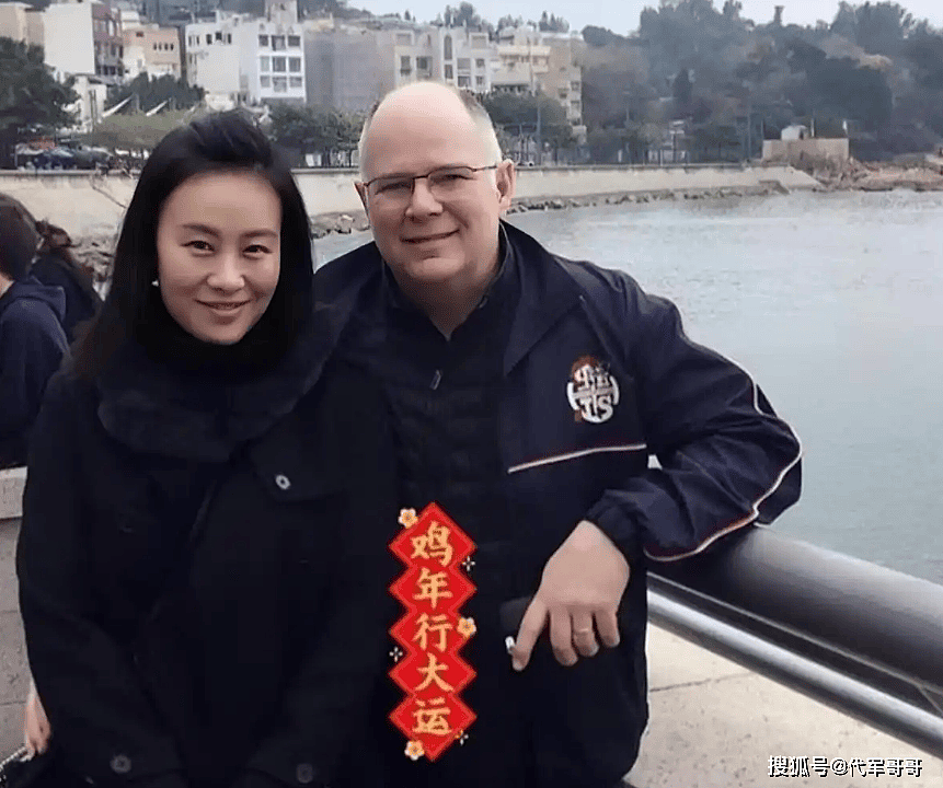 邬君梅透露丈夫已病逝!结婚近30年无儿无女(组图) - 5