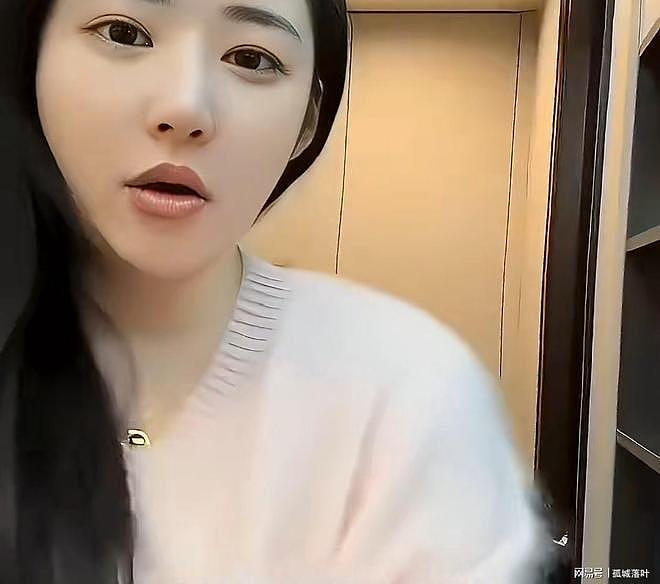王思聪前女友晒女儿，经纪公司争抢签约，2岁闪闪成摇钱树（组图） - 7