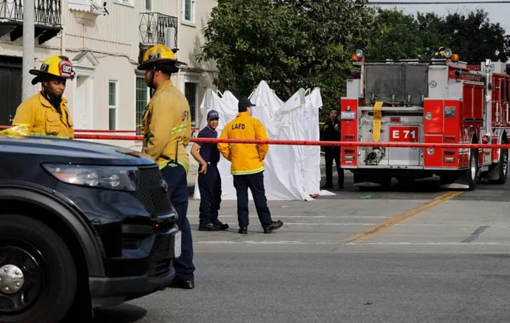 现场视频曝光！92岁妇人驾车冲入华超致3死6伤，死伤者包括多名华人（视频/组图） - 3