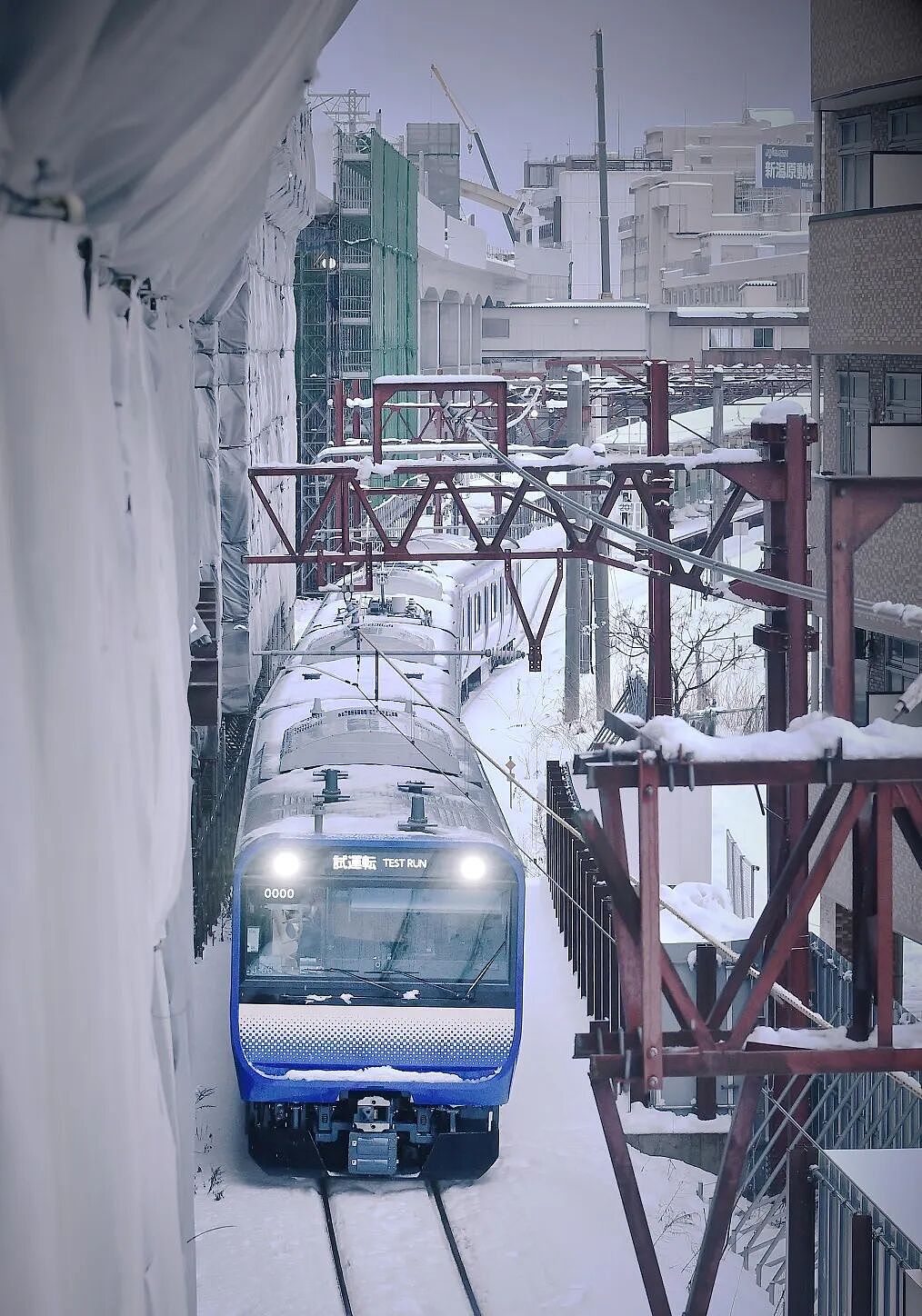 日本发布警报级大雪！97班飞机被取消，1万2400人出行受影响！日推被大雪刷爆！（组图） - 11