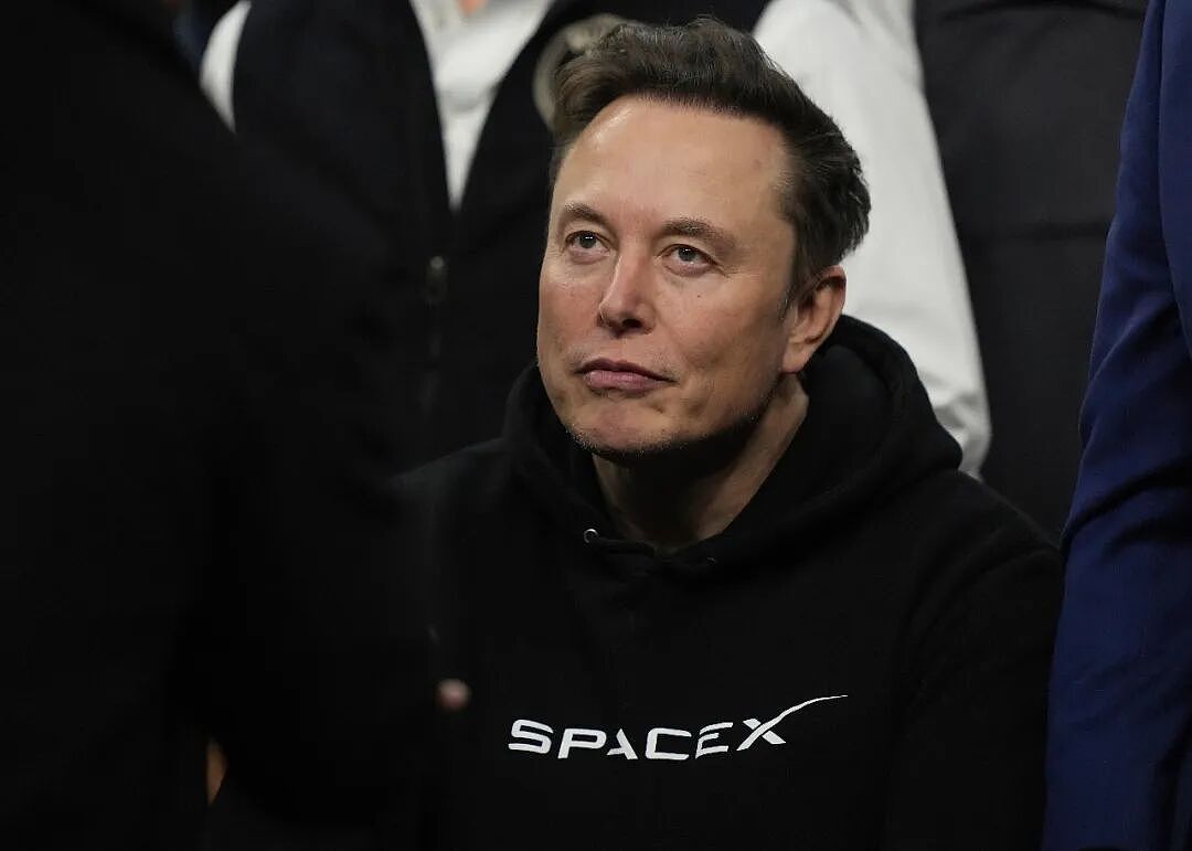 马斯克：SpaceX已将重心转移至在月球建造城市，10年内有望实现，前往火星则需要20年以上（组图） - 1