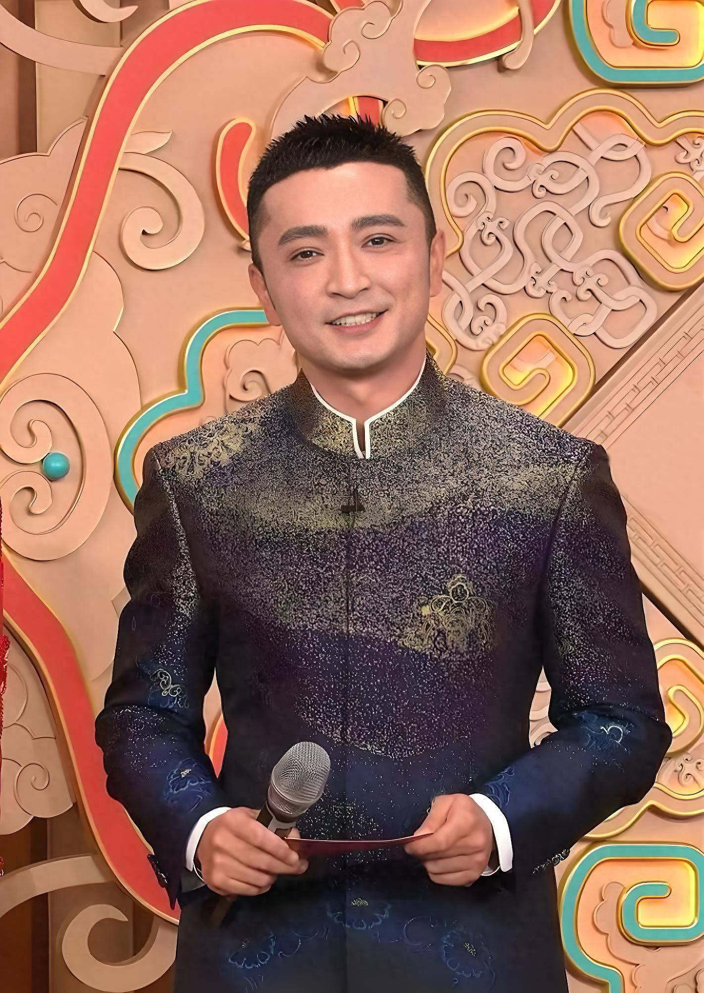小尼将第12次主持央视春晚!能成为朱军的接班人(组图) - 1