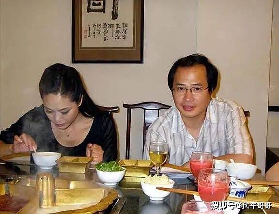 59岁于文华近况曝光！离婚后带女儿嫁给粉丝，如今尽情享受田园生活（组图） - 5