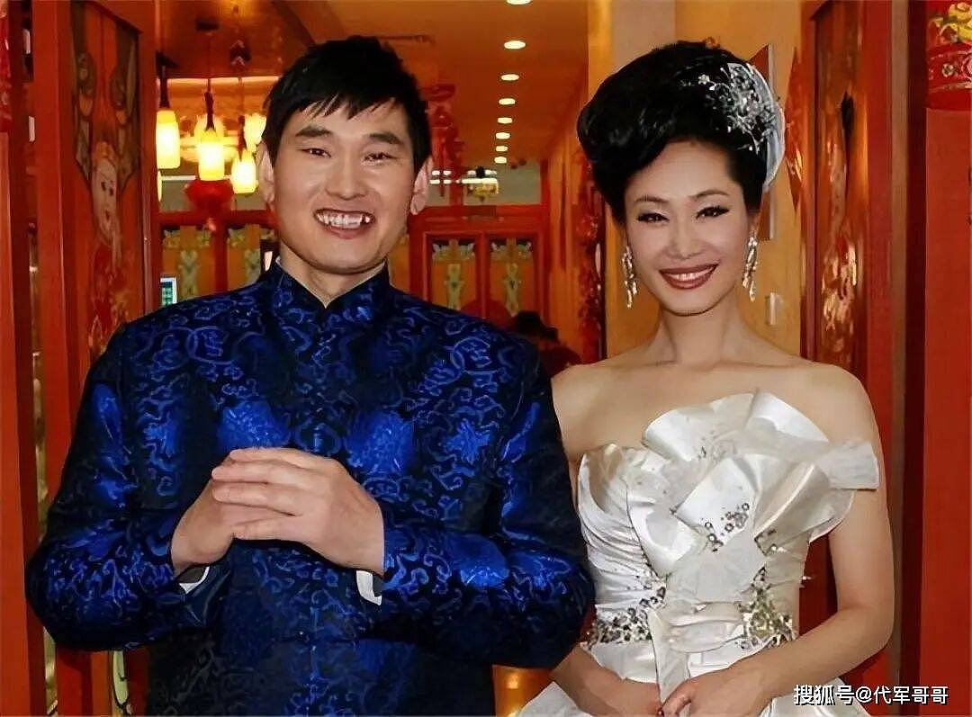 59岁于文华近况曝光！离婚后带女儿嫁给粉丝，如今尽情享受田园生活（组图） - 12