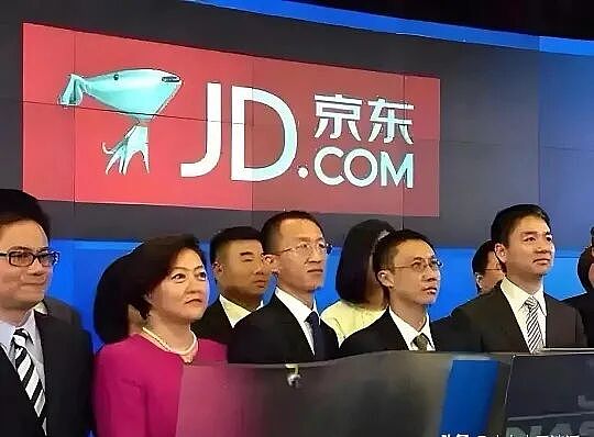刘强东背后的女人,拿下全球大模型第一股(组图) - 2