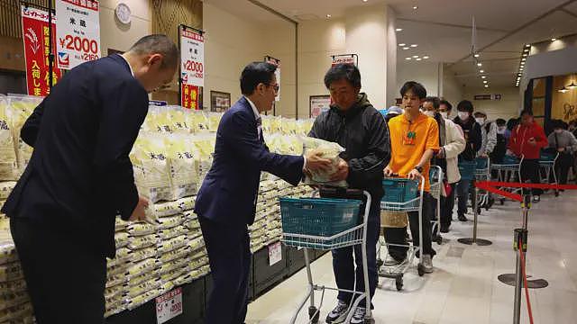 日本大选：高市早苗的政治豪赌结果即将揭晓（组图） - 7
