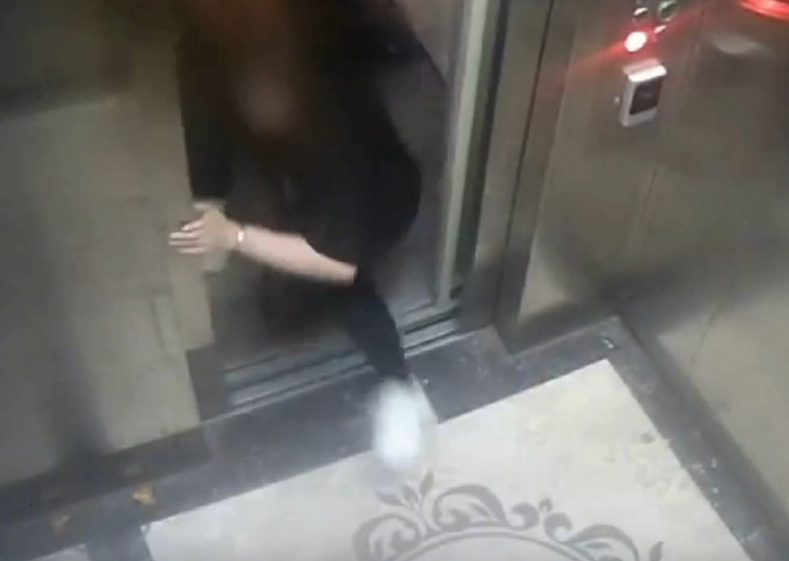 订婚强奸案山西汉性侵未婚妻罪成！CCTV强拖施暴过程曝光（视频/组图） - 1