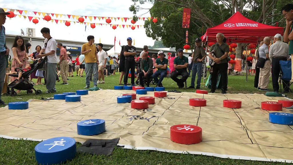 澳洲象棋联合会摆擂台迎新春，有奖残局破解吸睛游人争登台（组图） - 6