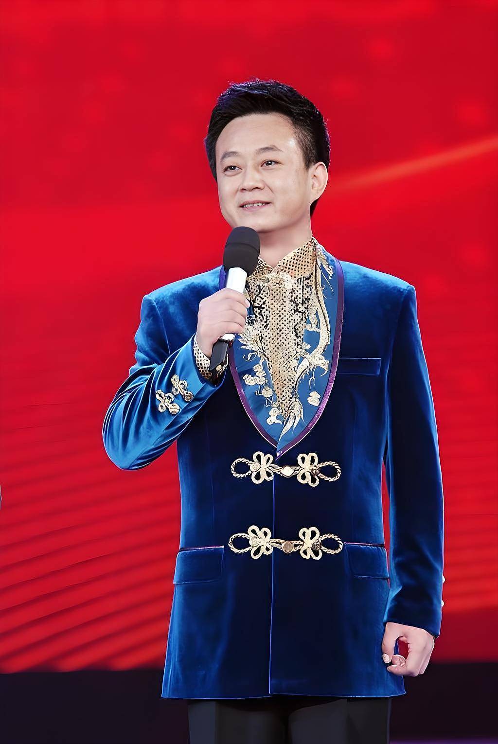 小尼将第12次主持央视春晚!能成为朱军的接班人(组图) - 3