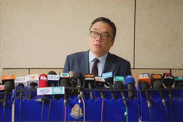黎智英国安法案件:黎智英判囚20年,苹果员工判囚6年9个月至10年(组图) - 5
