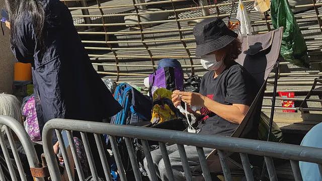 黎智英国安法案件:黎智英判囚20年,苹果员工判囚6年9个月至10年(组图) - 10