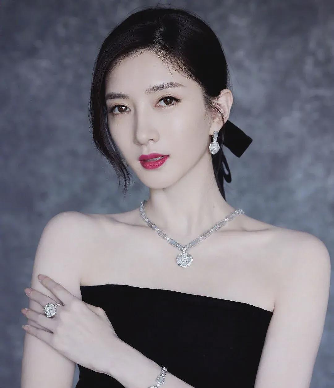【美女】写真集——气质美女（组图） - 41