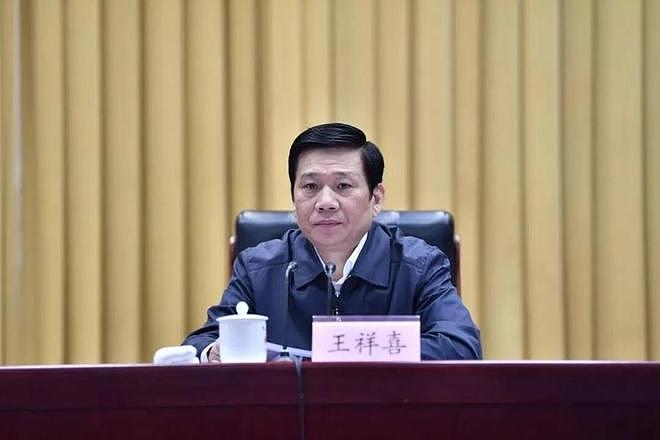 打虎！中央委员易炼红被查，今年已有三名正部级官员落马（组图） - 3