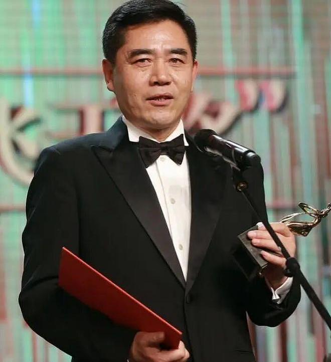 69岁陈宝国近况曝光！与大学同学结婚43年零绯闻，儿子让他很烦恼（组图） - 5
