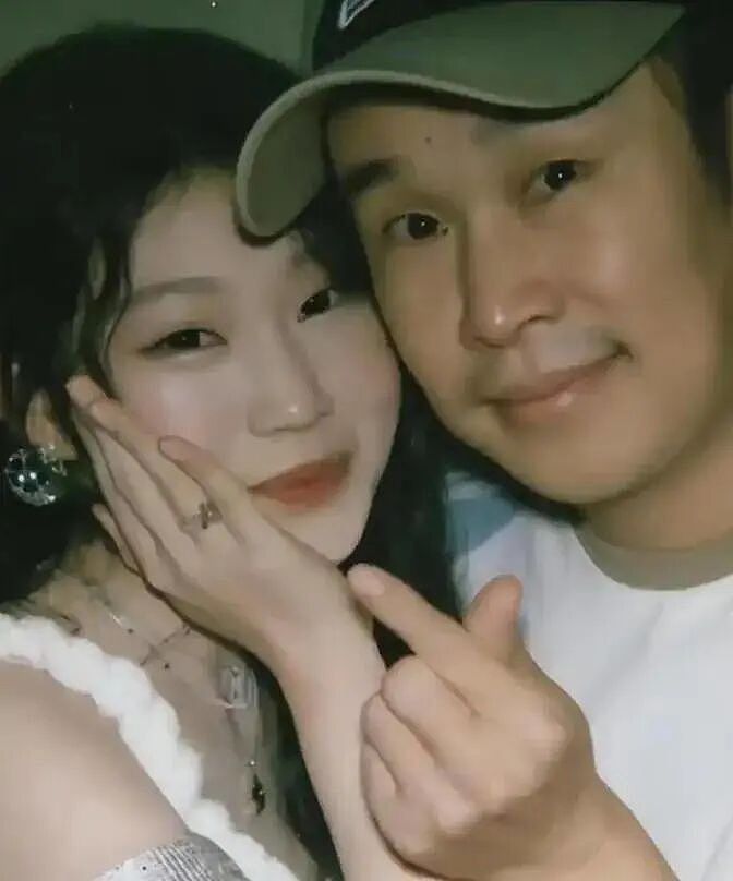 小沈阳女儿口碑崩塌，与成龙、毛不易合作被嘲德不配位！“国民闺女”一年之内变成“资源咖”（组图） - 2