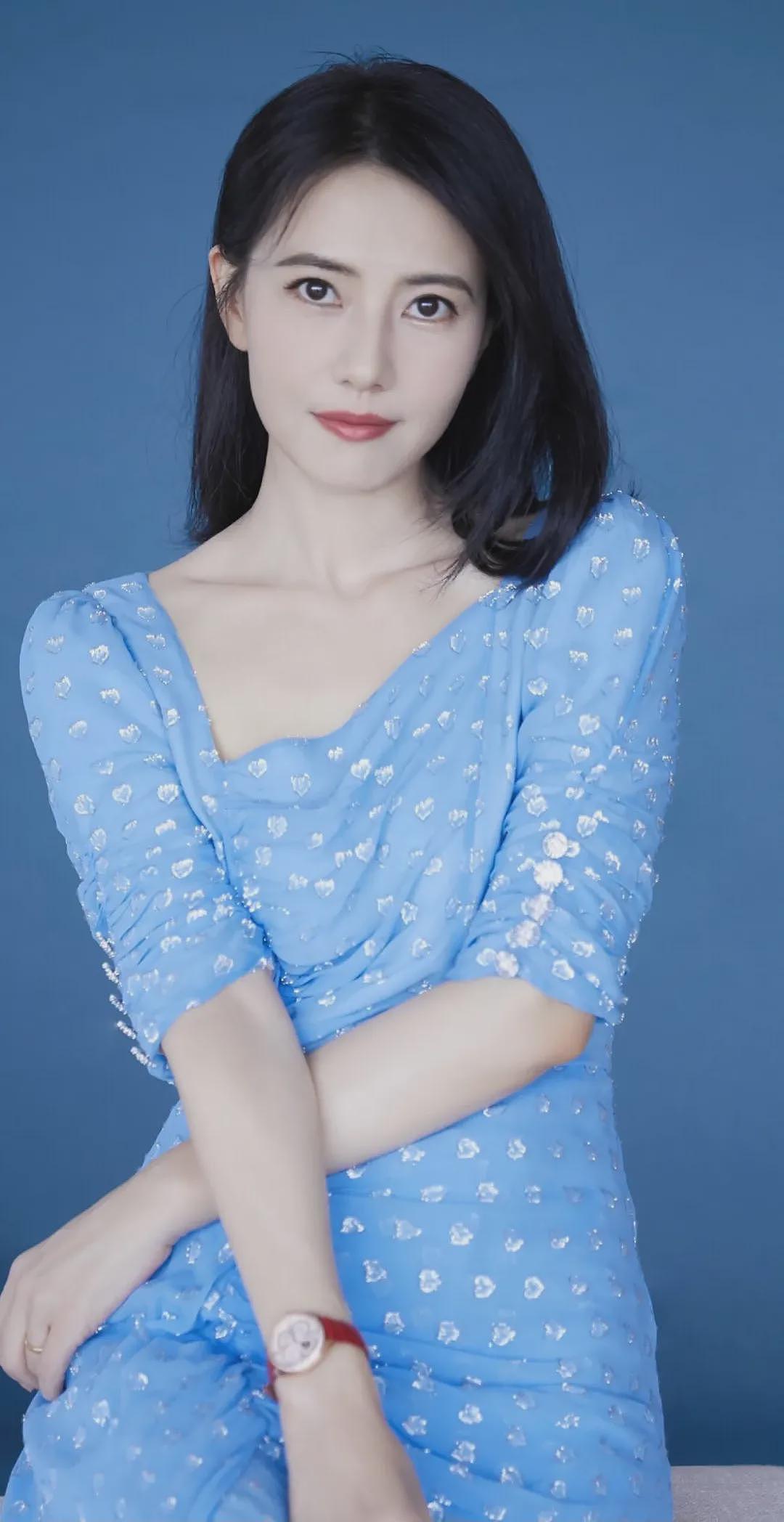 【美女】写真集——气质美女（组图） - 7