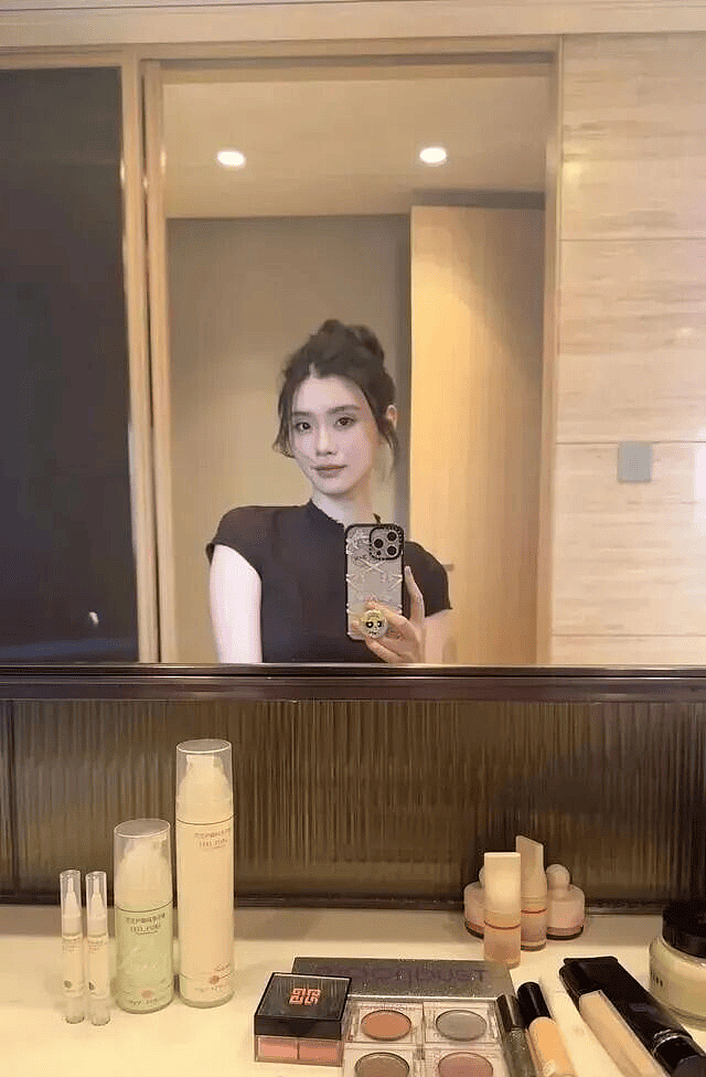 何猷君和奚梦瑶的豪宅火了,全屋没有一丝俗气(组图) - 5
