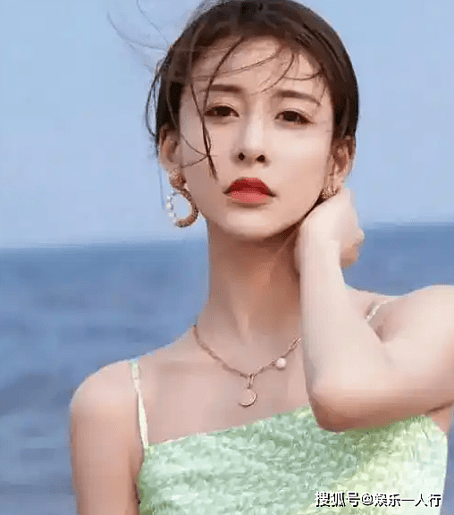 她本可比肩杨幂，如果不是因为私生活太混乱（组图） - 2