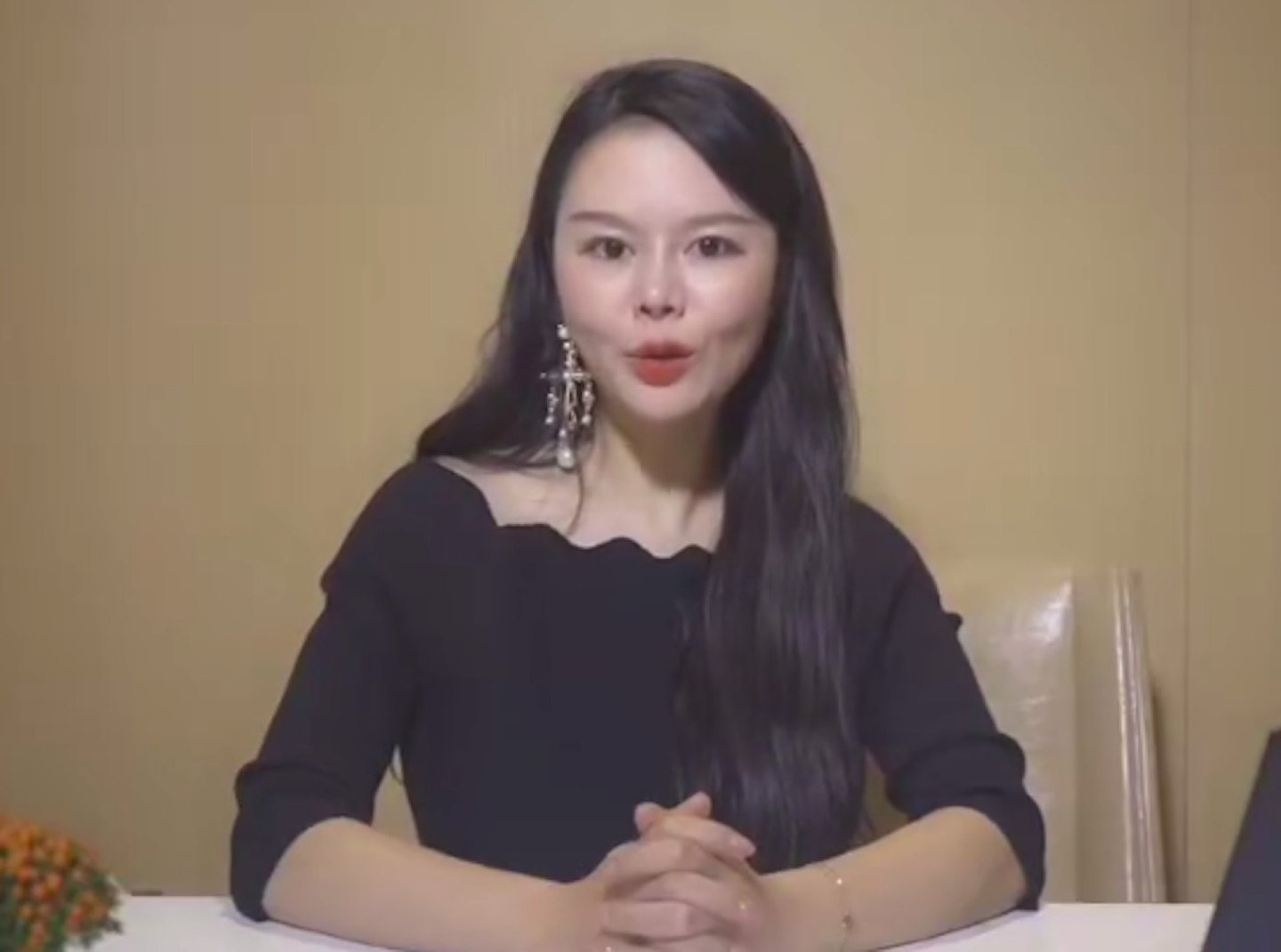 “身体成X型！”性商教母周媛17年前少女照疯传，创业史背景同曝光（组图） - 7
