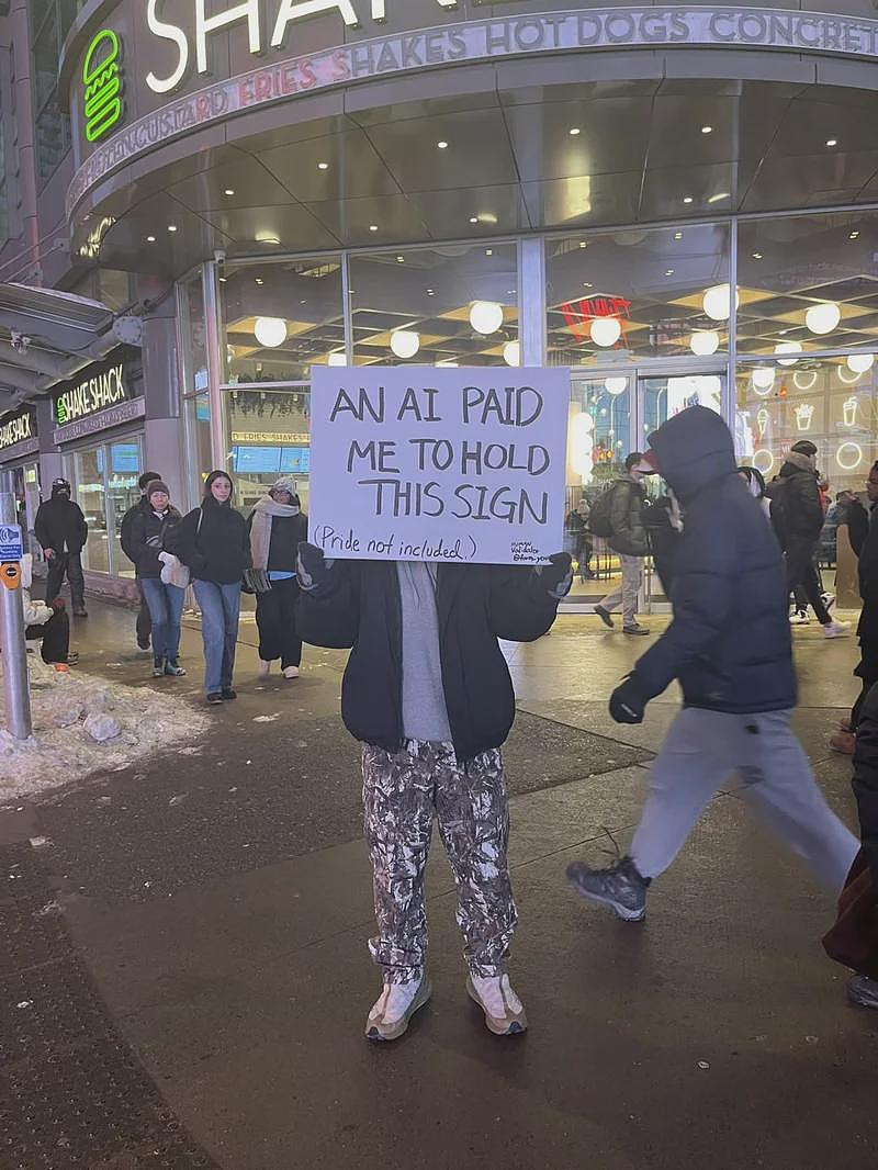 全网热议!18岁AI女友一夜爆红,00后一人造出(组图) - 17