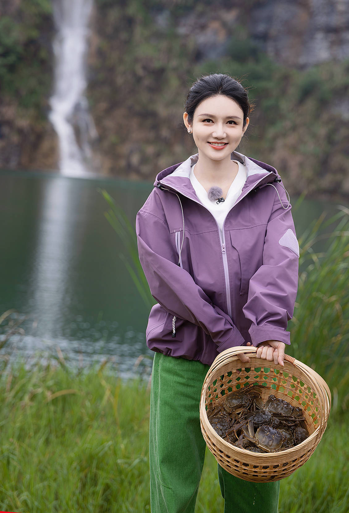 龙洋将第5次主持央视春晚！她不学董卿嫁富豪，要学李思思嫁爱情（组图） - 8
